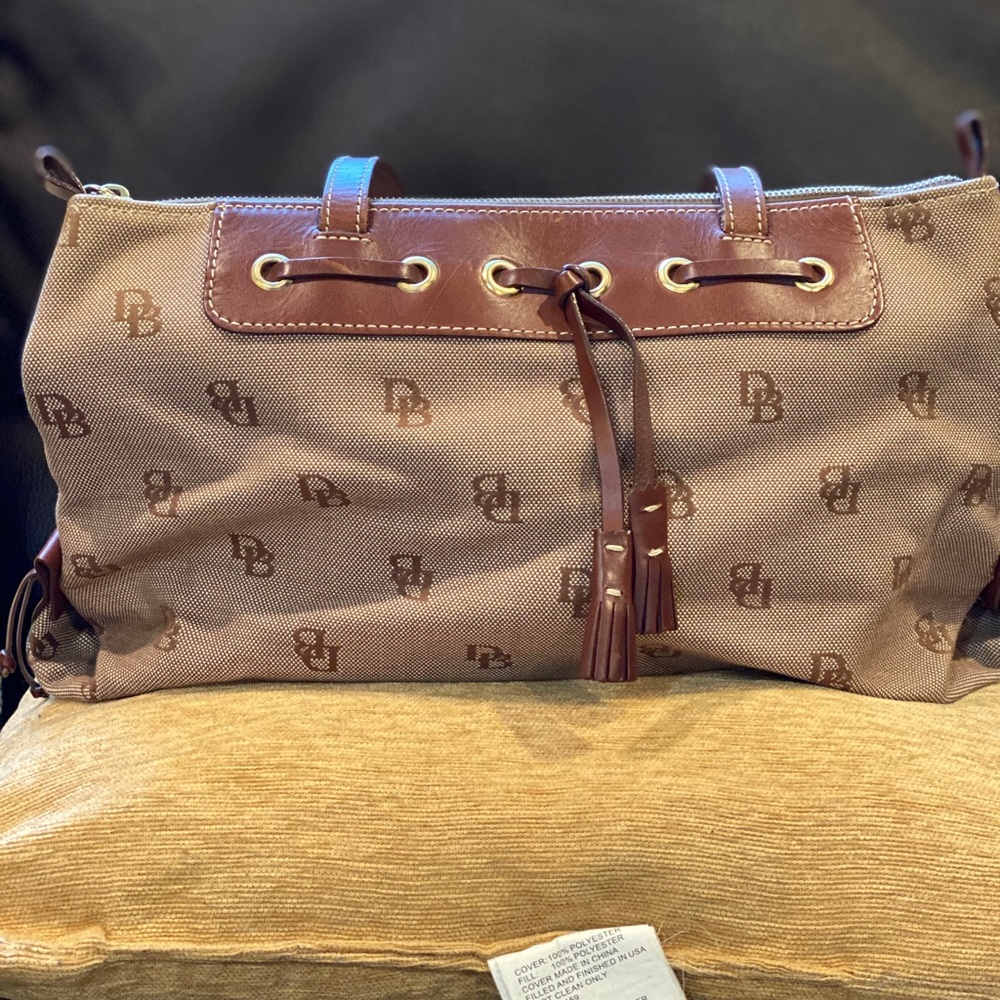 Dooney & Bourke Shoulder Bag